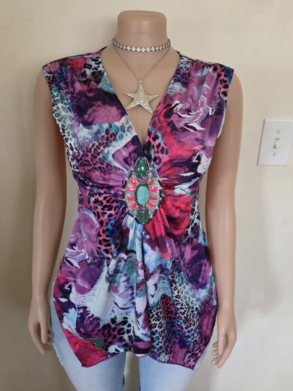 VENUS Purple Pink Blue Patterned V-Neck Embellished Tank